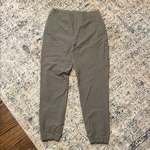 Lululemon Women's Joggers - Rover